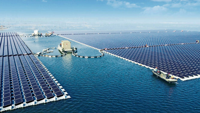 انرژی نامحدود با نصب پنل خورشیدی روی دریا