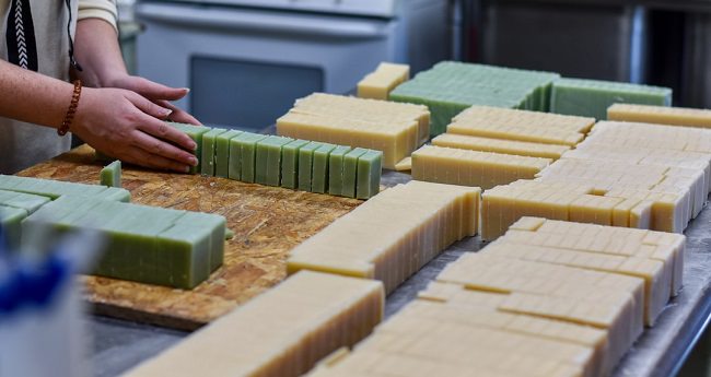 تبدیل پلاستیک به صابون