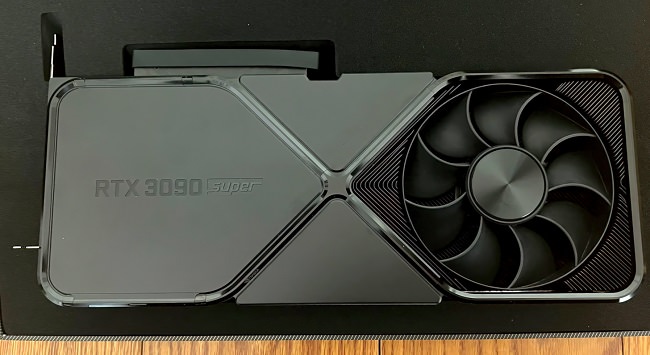 تصاویر تازه از کارت گرافیک GeForce RTX 3090 SUPER
