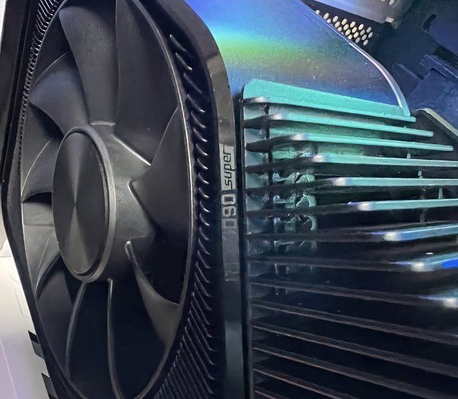 تصاویر تازه از کارت گرافیک GeForce RTX 3090 SUPER