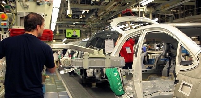 تعطیلی کارخانه‌های تویوتا به دلیل کمبود فضای ذخیره‌سازی اطلاعات