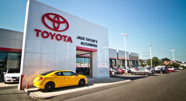 تعطیلی کارخانه‌های تویوتا به دلیل کمبود فضای ذخیره‌سازی اطلاعات