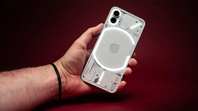 گوشی میانرده Nothing Phone 2a