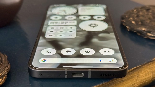 گوشی میان‌رده Nothing Phone (2a) در پایگاه داده اپلیکیشن بنچمارک AnTuTu
