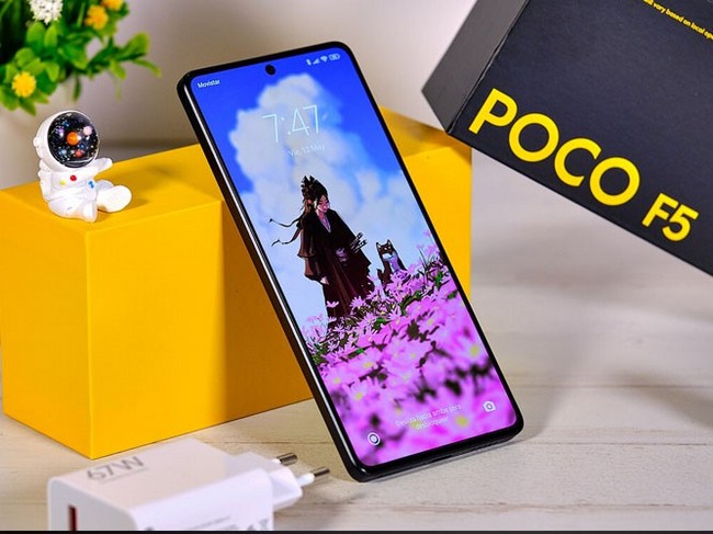 پوکو اف 5 چطوره؟
