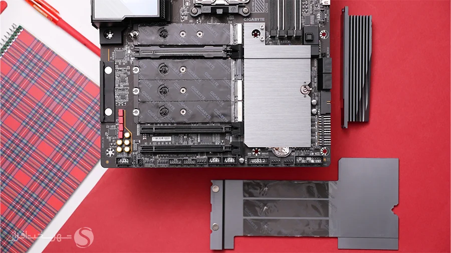 بررسی مادربرد گیگابایت X870E Aorus Master 