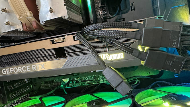 تغذیه RTX 5090
