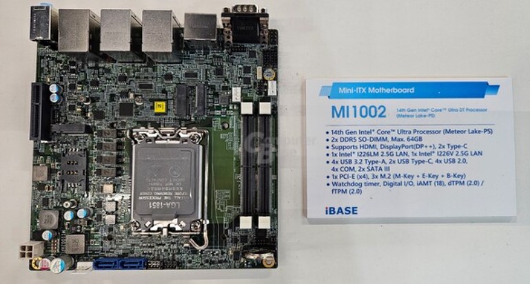 تصاویر سوکت LGA-1851 اینتل