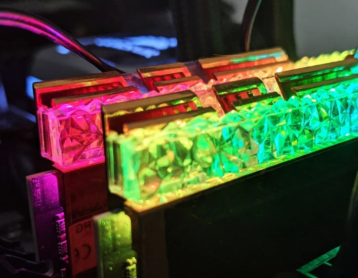 آیتمهای تزئینی نورپردازی RGB