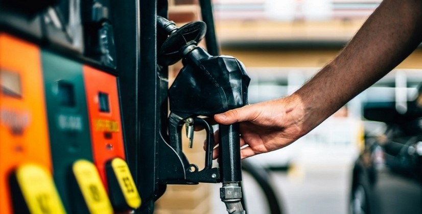 افزایش قیمت خدمات تاکسی‌های اینترنتی با حذف سهمیه سوخت