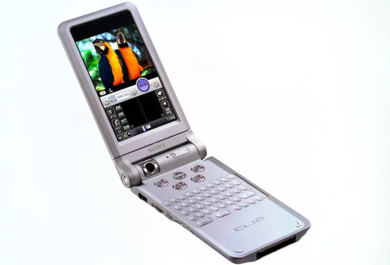 Clie PEG-NR70V