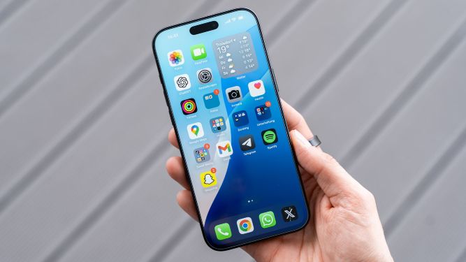 آیفون 16 پرو مکس؛ کم‌مصرف ترین نمایشگر اولد