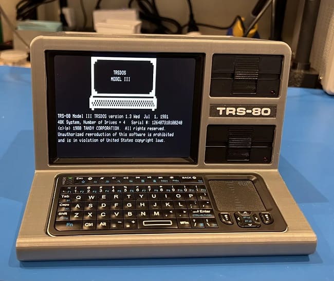 ساخت کامپیوتر خانگی TRS-80 با کمک پرینتر سه بعدی