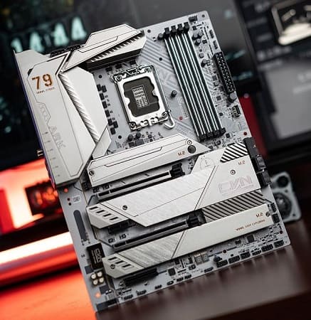 مادربرد جدید کالرفول به نام CVN Z790D5 ARK Frozen