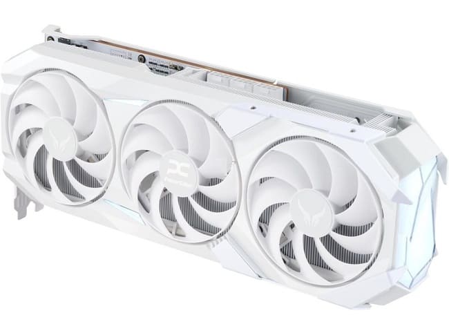 شیطان سرخ در لباس سفید