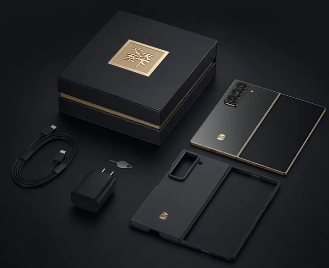 محتویات جعبه گوشی W25 سامسونگ