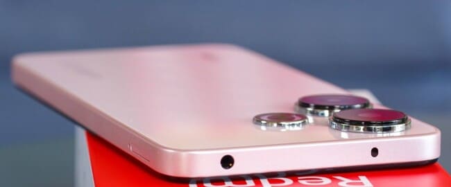 جک هدفون در قسمت بالایی Redmi 13