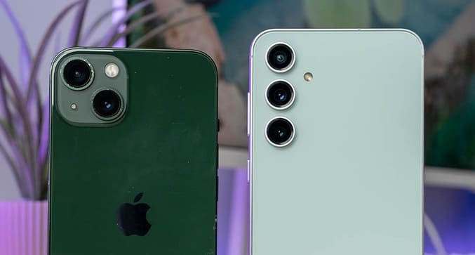 گلکسی S23 FE در کنار آیفون ۱۳