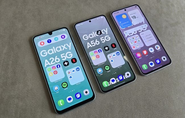 گوشی‌های Galaxy A36 و A26 و A56 کنار هم