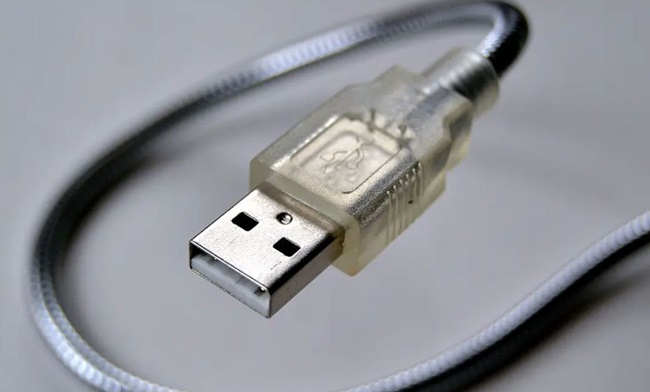 برای هر کاربرد، کدام طول کابل USB مناسب است؟