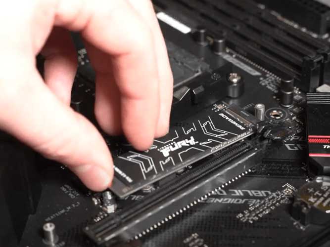  نصب حافظه NVMe روی مادربرد