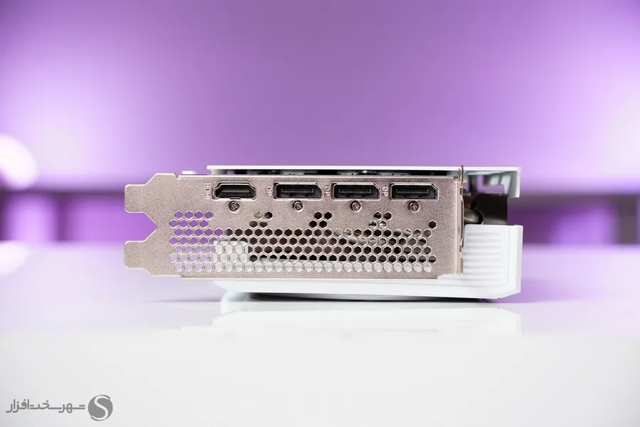 بررسی کارت گرافیک اینتل B580