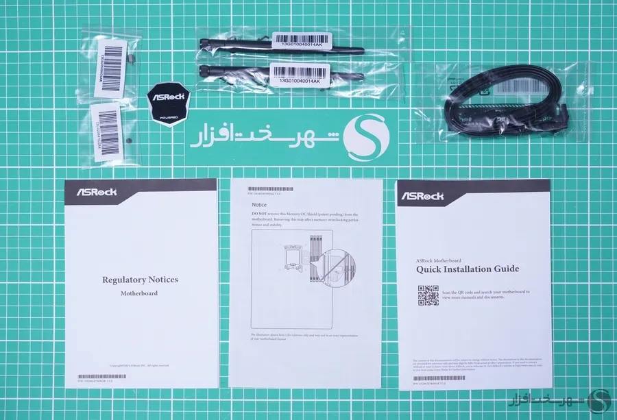 ASROCK-Z890-PRO-RS-box-contents