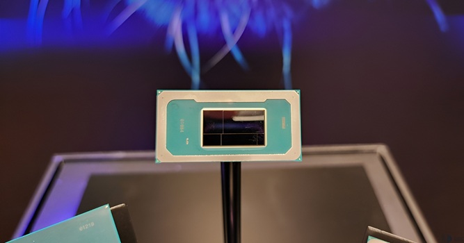 Core Ultra X