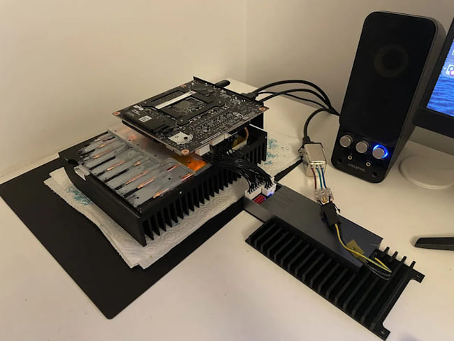 سیستم بدون فن AMD Ryzen AI Max+ 395