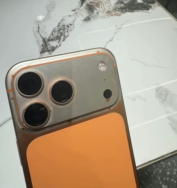 رنگ رفتگی آیفون 17 نارنجی
