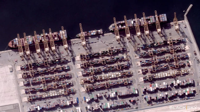 عکس ماهواره ای از فضا