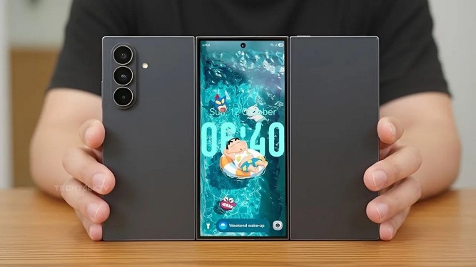 مشخصات گوشی گلکسی تری فولد سامسونگ