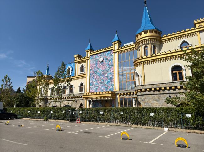 عکاسی با گوشی آیفون 16 پرو مکس