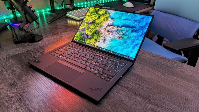 لپ تاپ Lenovo ThinkPad X1 Carbon