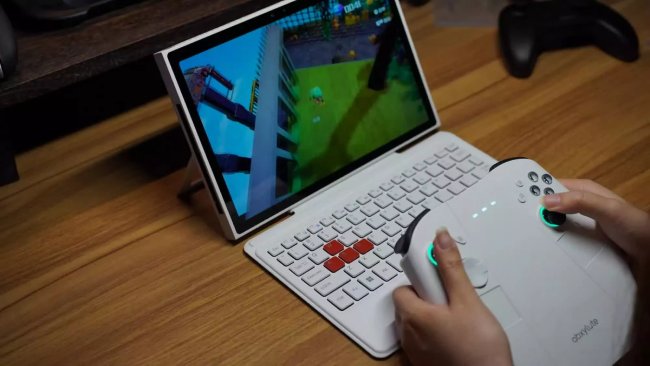 گیمینگ با کنسول Abxylute 3D One