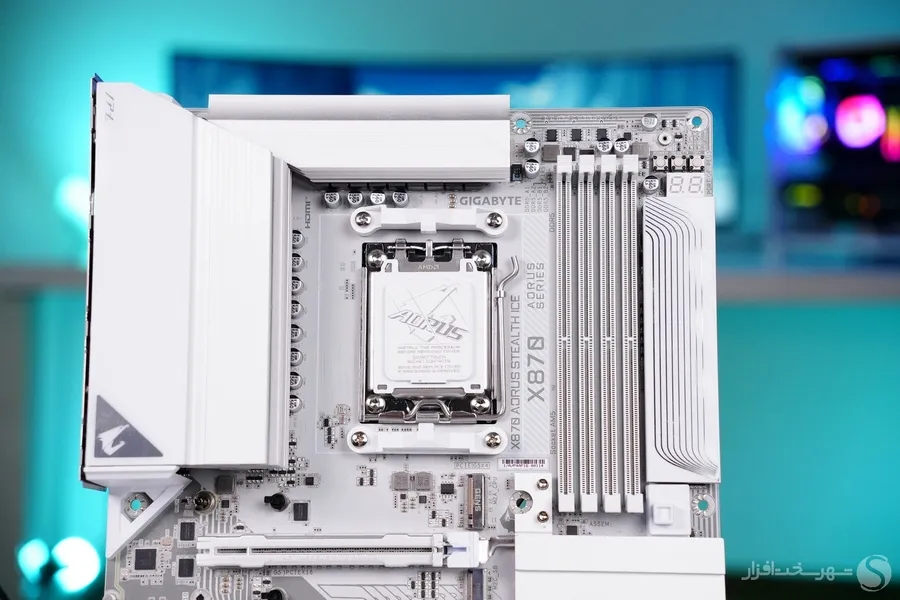 تفاوت مادربرد X870 با X670