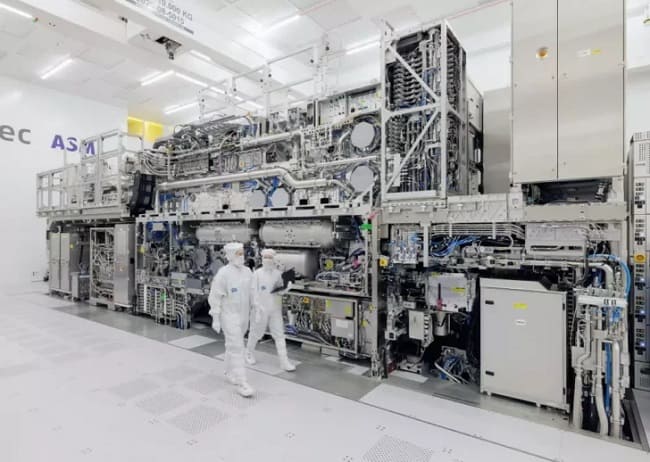 دستگاه لیتوگرافی EUV شرکت ASML