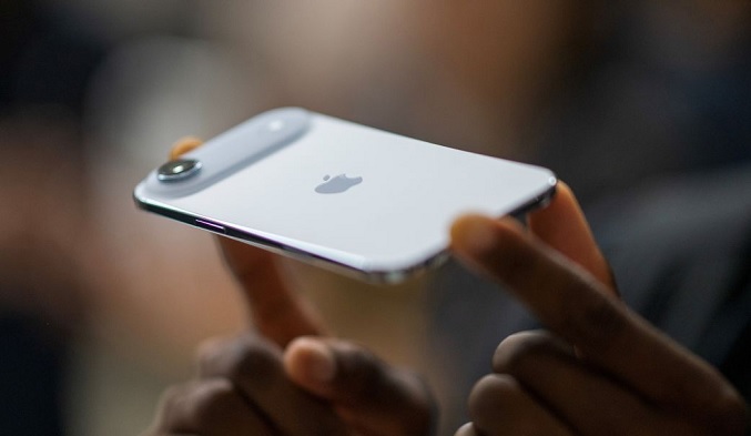 فروش کم‌تر از انتظار iPhone Air