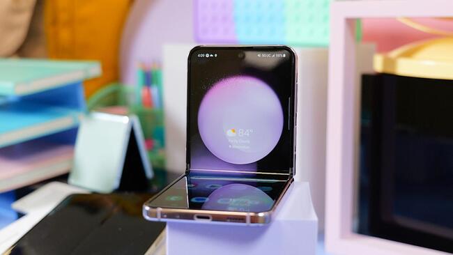 گلکسی z flip fe
