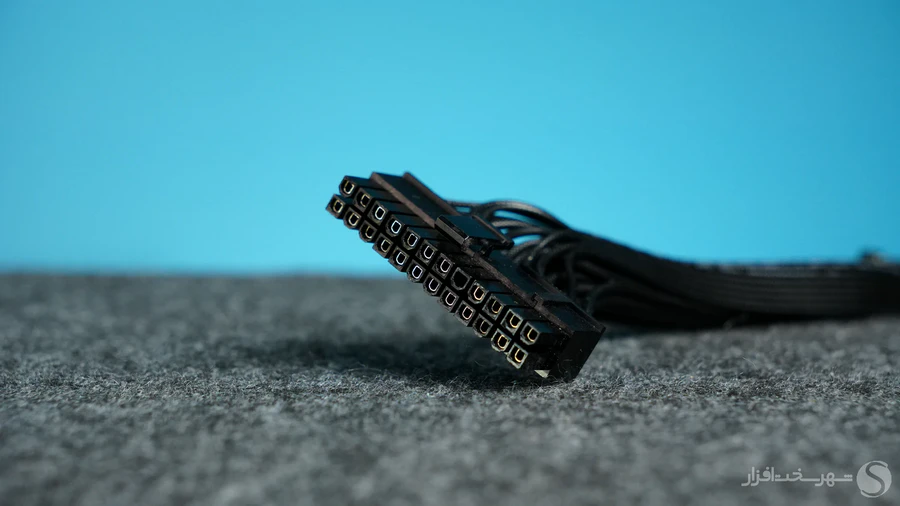 Lian-Li-RB750B-24pin-atx-cable