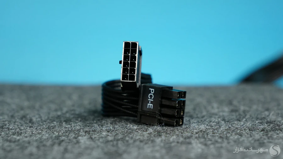 Lian-Li-RB750B-12v-2x6-to-pcie-extension
