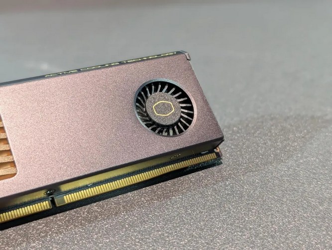 نمای فن رم MasterDIMM