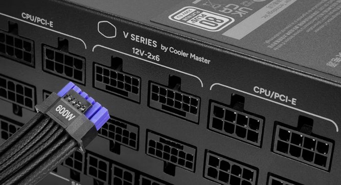 cooler-mastrer-Gpu-adapter-shiled-03.jpg