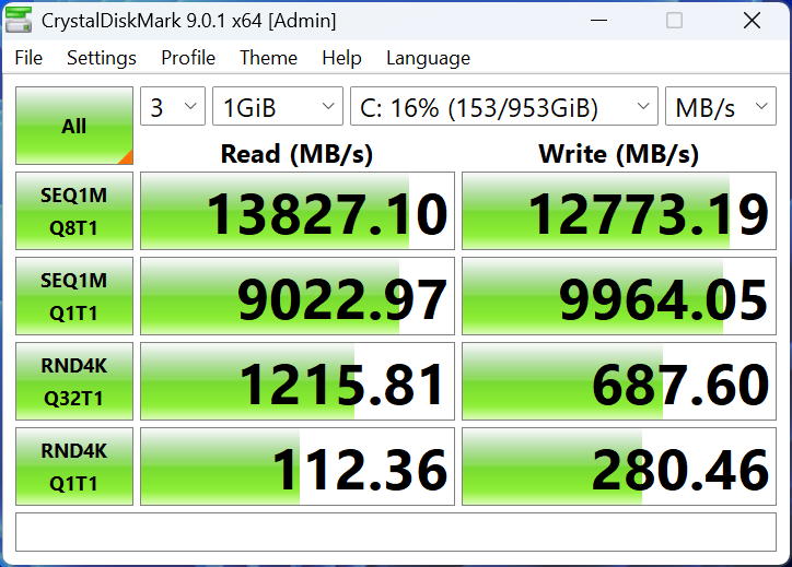 یک SSD یک ترابایتی PCIe 5.0 روی دستگاه نصب شده