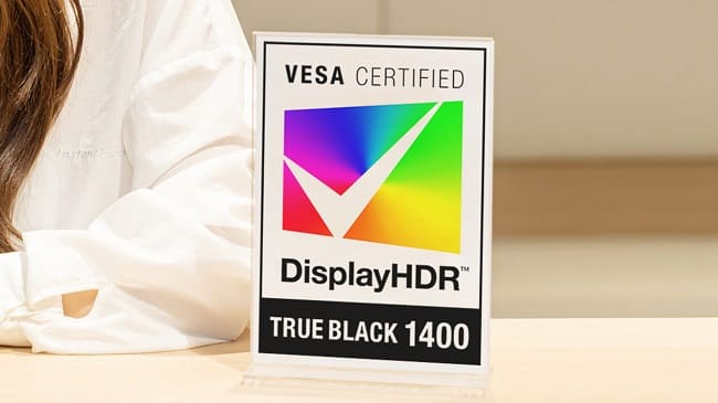 پنل&zwnj;های دولایه OLED با طول عمر دو برابری