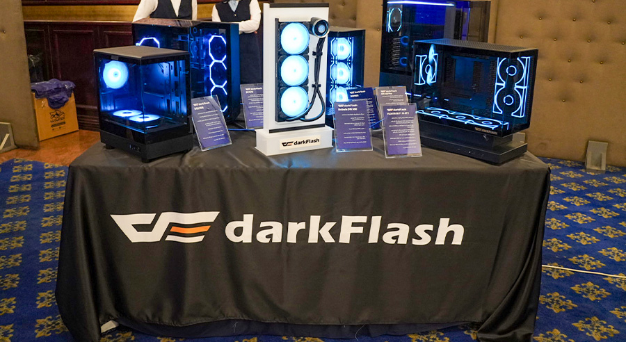 محصولات برند دارکفلش (Darkflash)