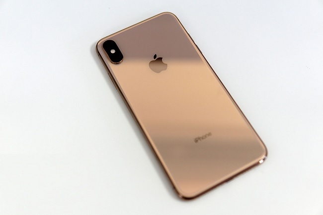 iPhoneXS.jpg