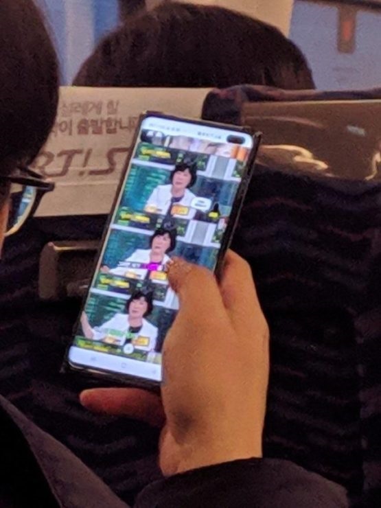 fbhero_galaxys10-2.jpg