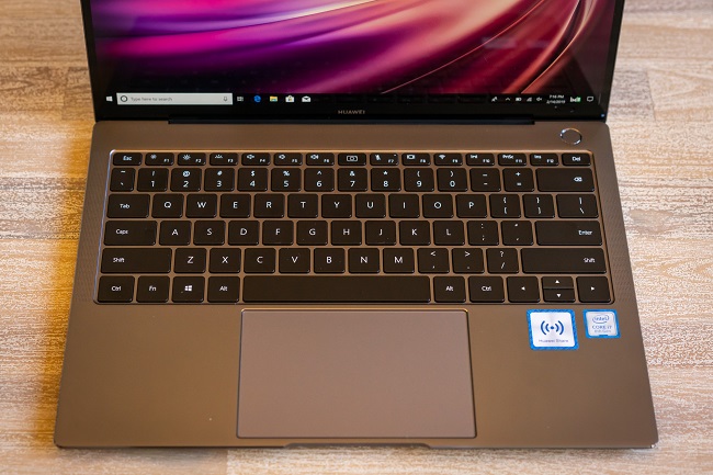 Matebook-X-pro-2.jpg