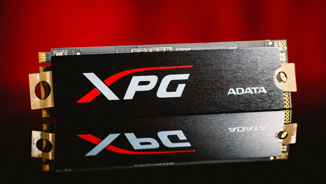 [تصویر:  ssd-adata2.jpg]